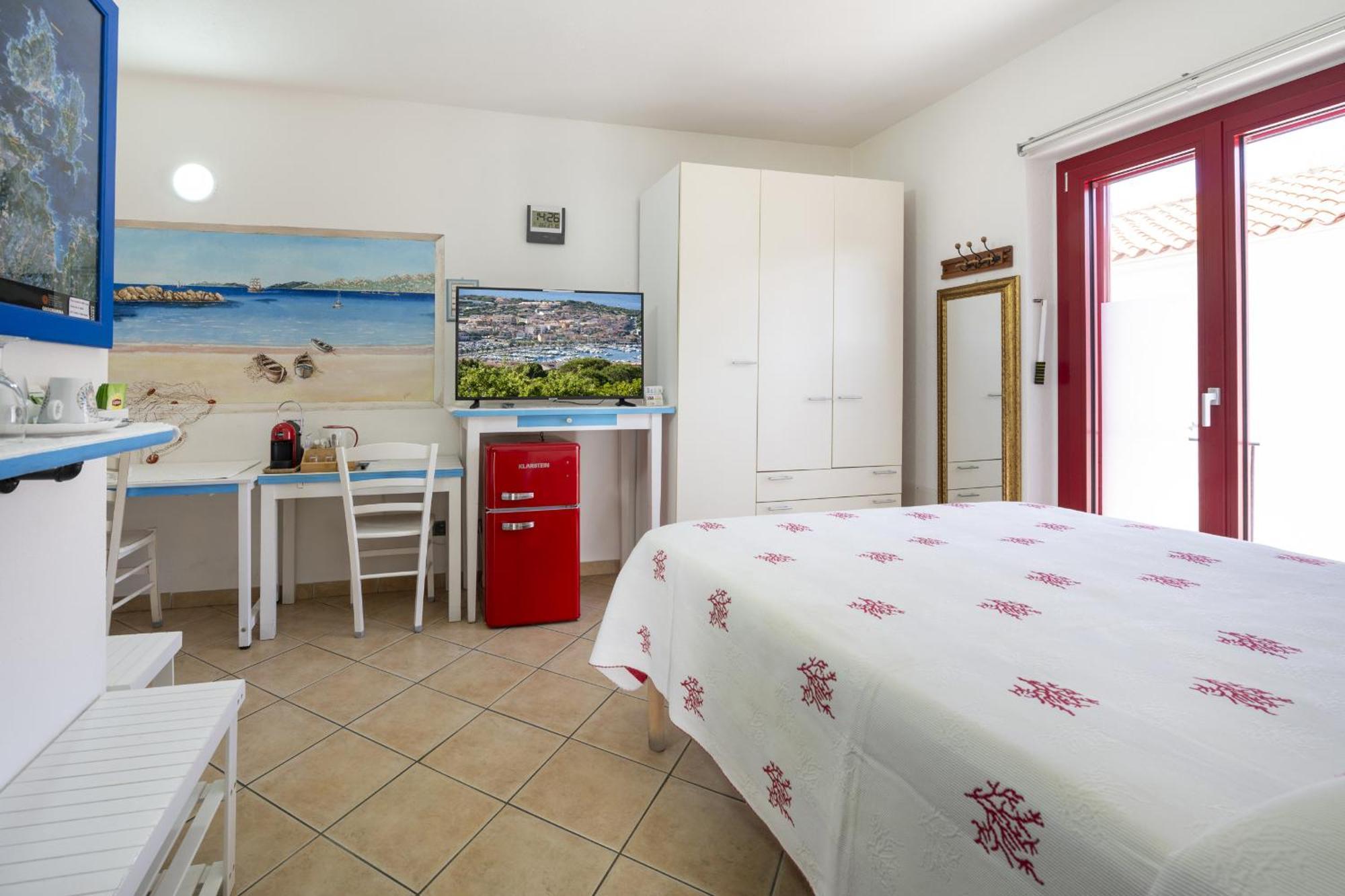 L'Orso E Il Mare (Adults Only) Bed & Breakfast Palau Exterior photo