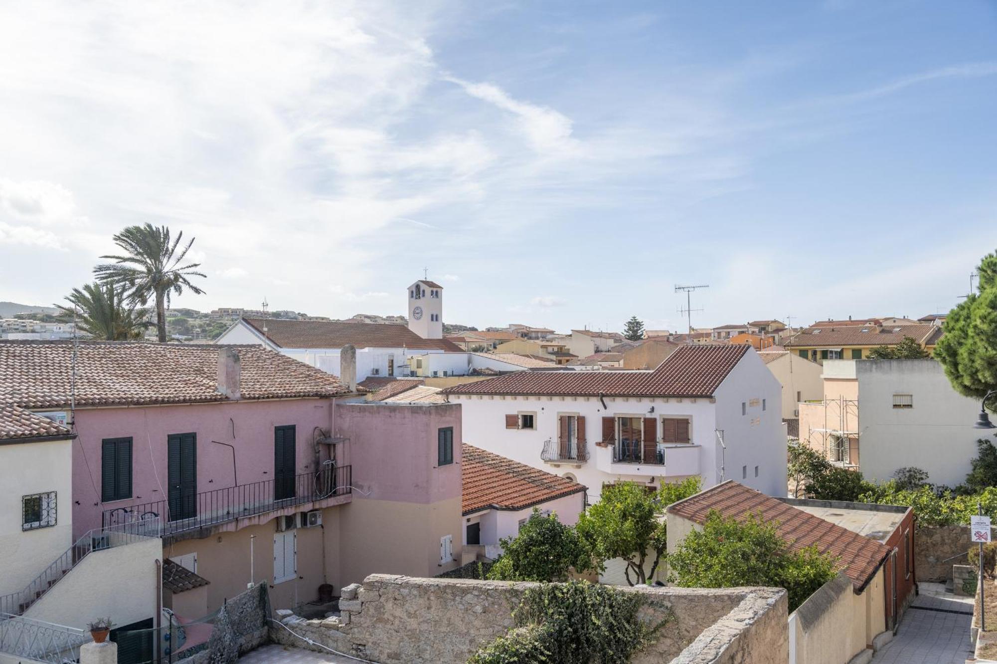 L'Orso E Il Mare (Adults Only) Bed & Breakfast Palau Exterior photo